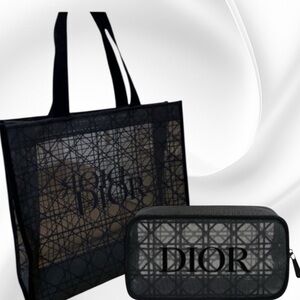 NWT Dior Black Geometric Tote and Pouch💗💗💗